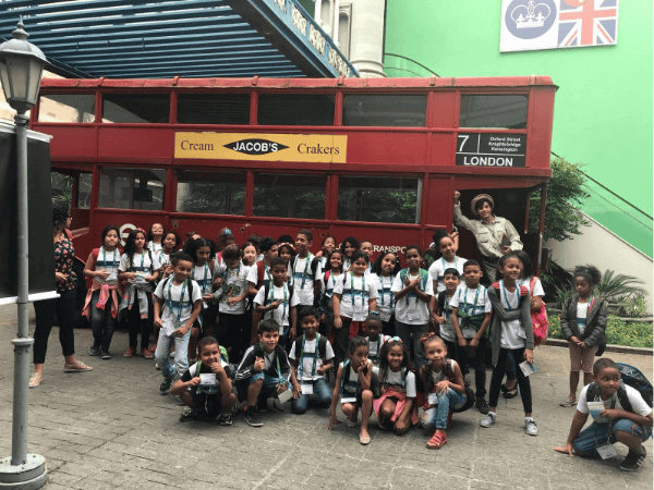 1Projeto Escola é no Barra World